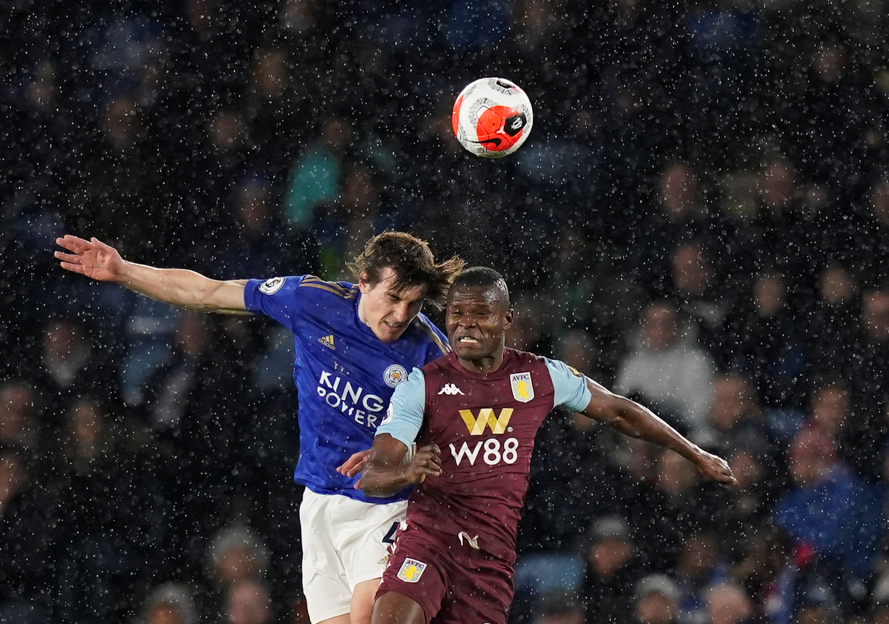 隊中奉獻精 隊中奉獻精